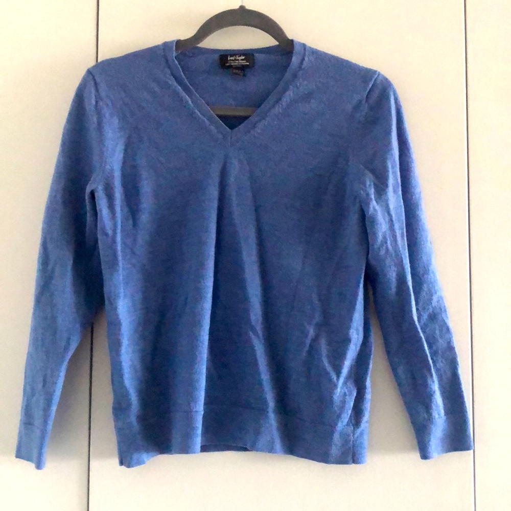 Blue v neck sweater
